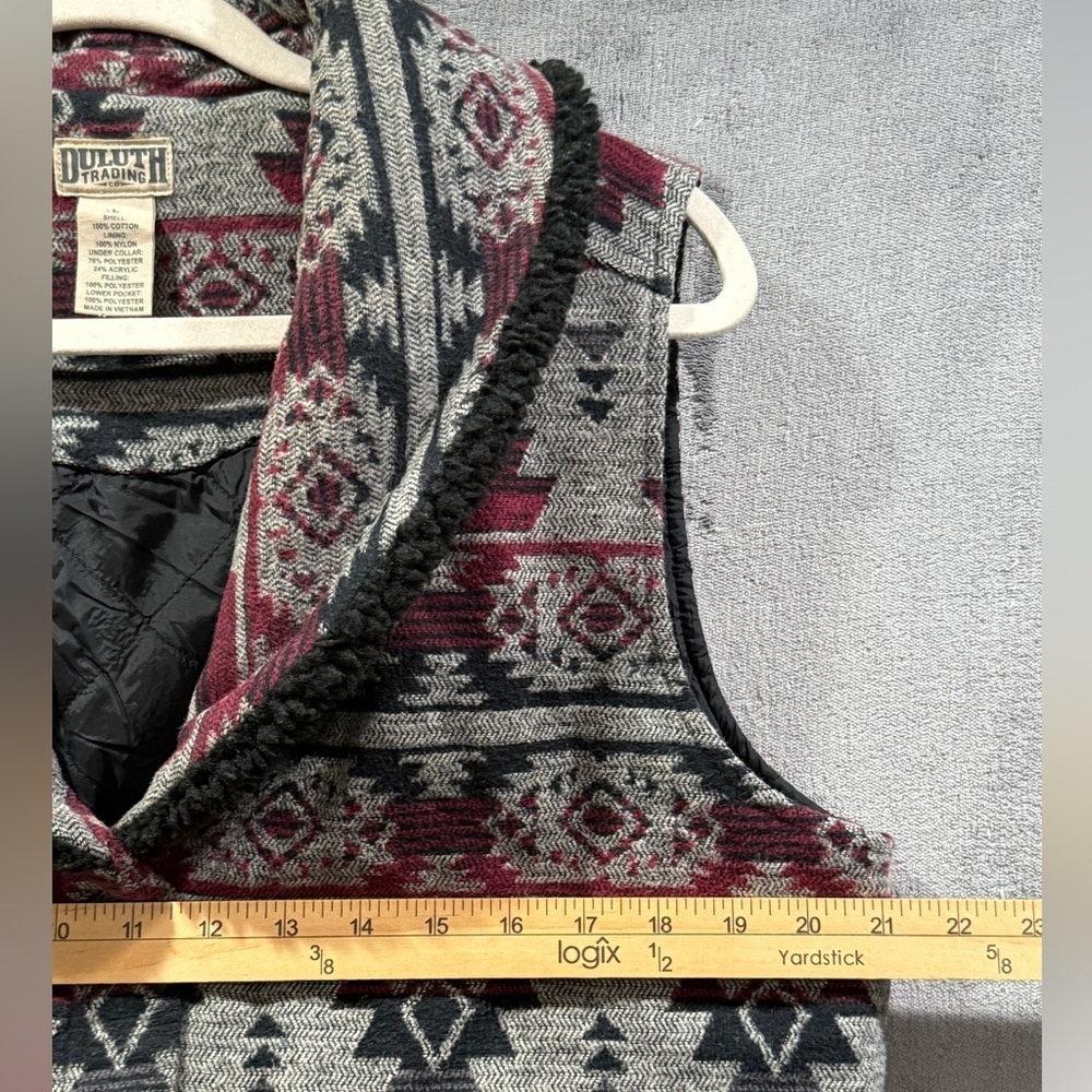 Duluth Trading Co Aztec Southwestern Quilted Lined Sherpa Collar Size L - Picture 5 of 9